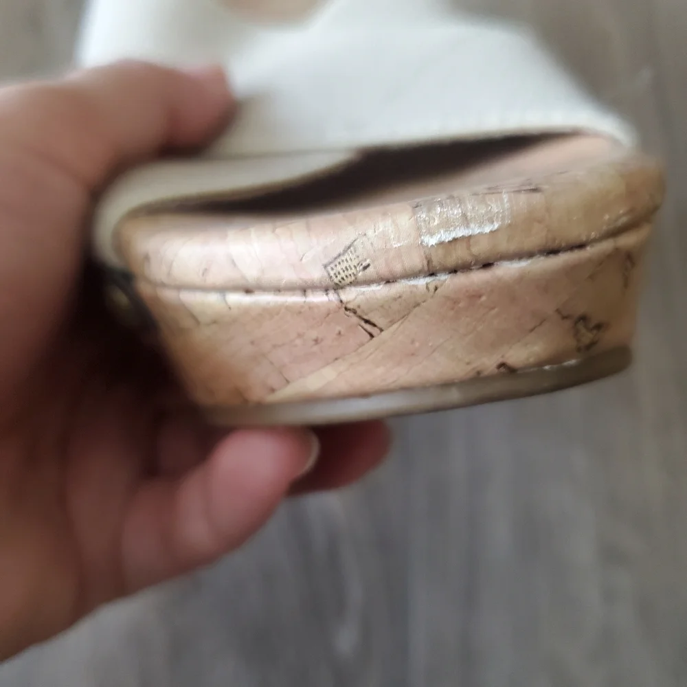 Faded Glory Wedge‎ Sandals